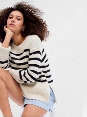 Gap 24/7 Stripe Sweater Split Hem Crew Neck Black/Ivory Oversized Cotton